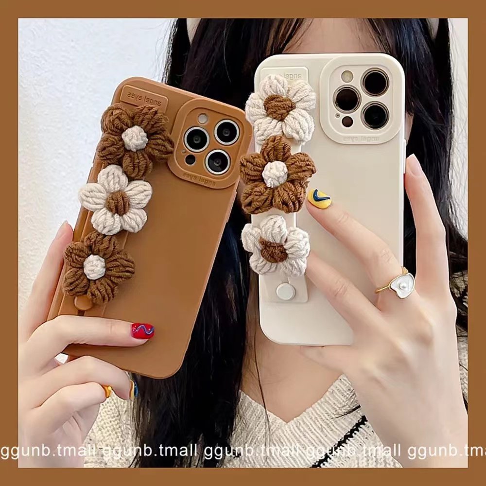 华为nova系列毛绒花朵腕带手机壳