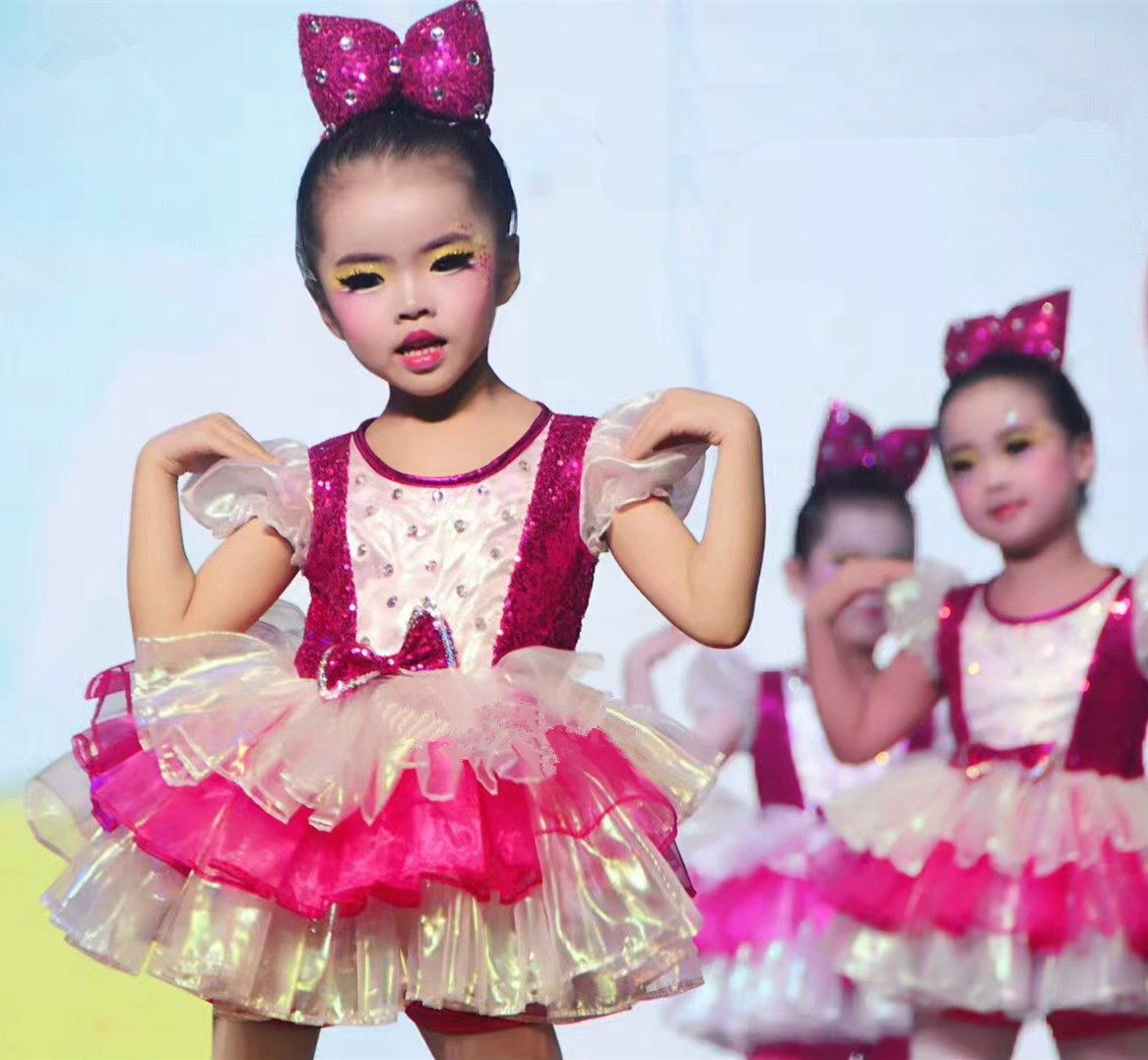 新款儿童舞蹈蓬蓬连衣纱裙演出服幼儿园可爱粉裙女童合唱服表演服
