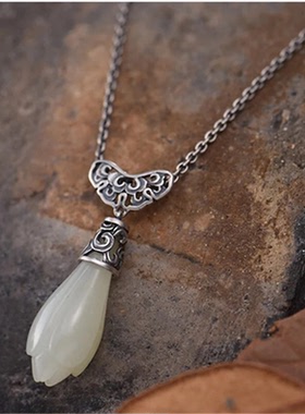 镂空蝴蝶和田玉老银匠手工毛衣链