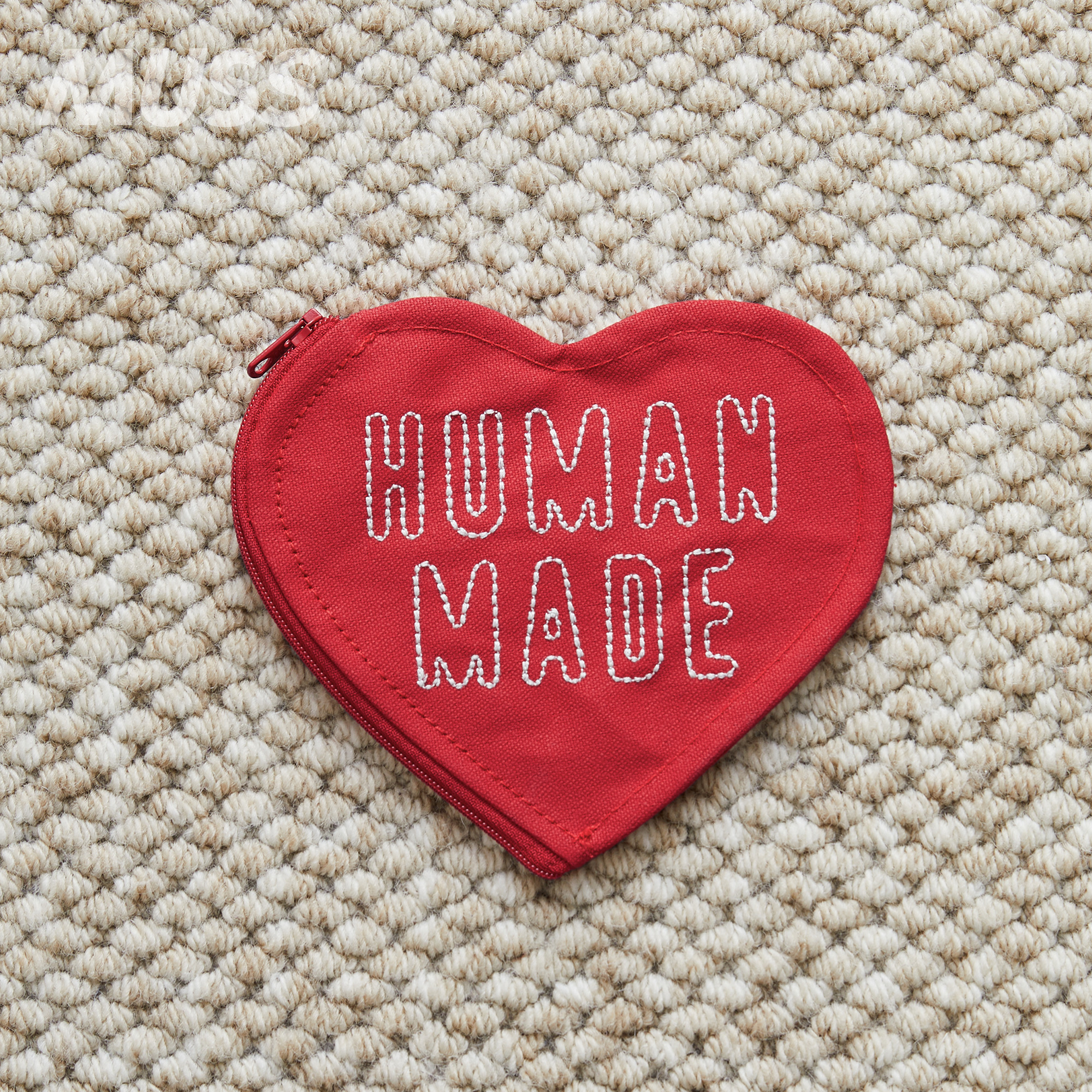 HUMNANMADE爱心刺绣便捷零钱包