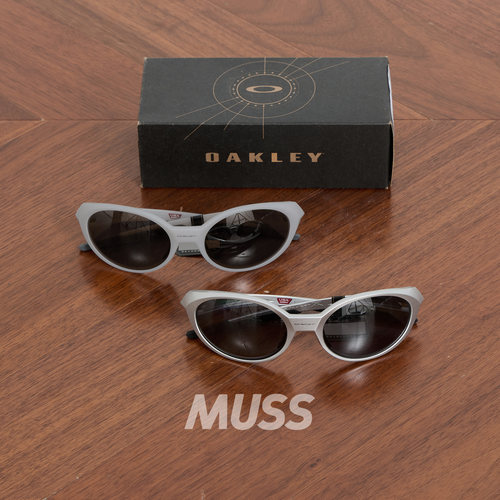 OAKLEY休闲运动防紫外线太阳眼镜