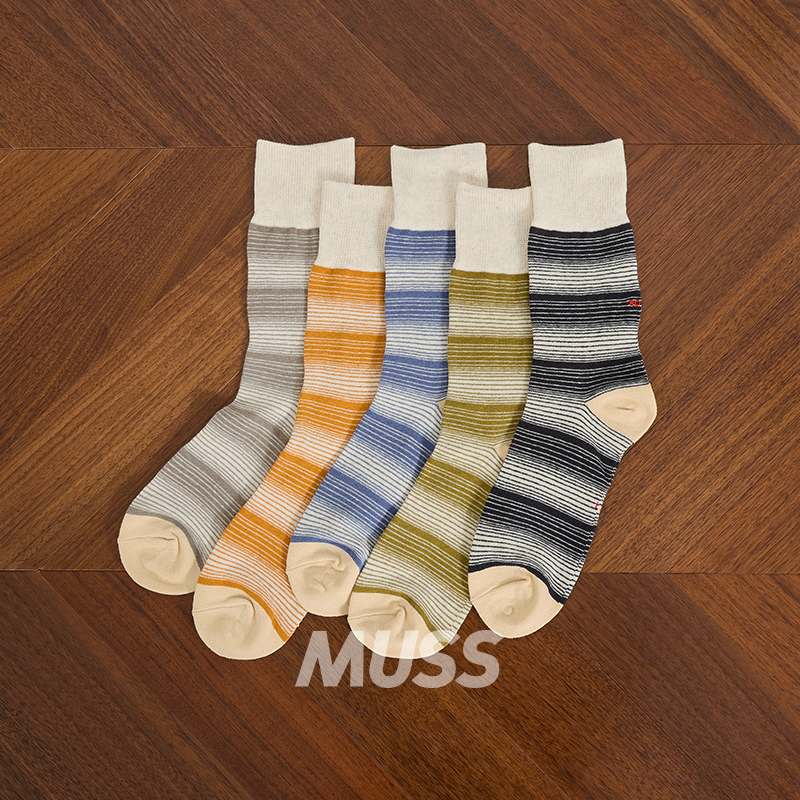 现货 ROTOTO R1580 日产条纹渐变刺绣LOGO复古针织长袜 25SS