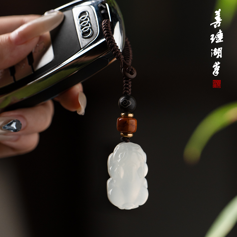 善琏湖笔岫玉貔貅车钥匙扣挂件