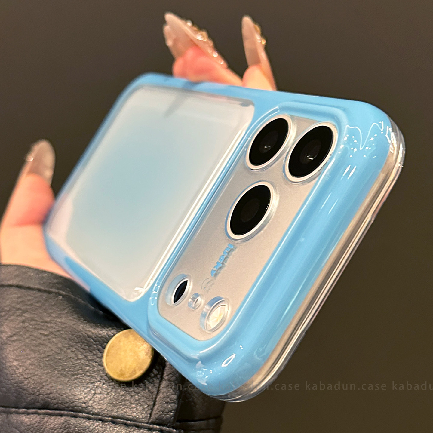 适用苹果17promax手机壳17pro新款16pro男女生情侣简约蓝色晕染笑脸iphone15pro全包防摔15p小众高级感超好看图片
