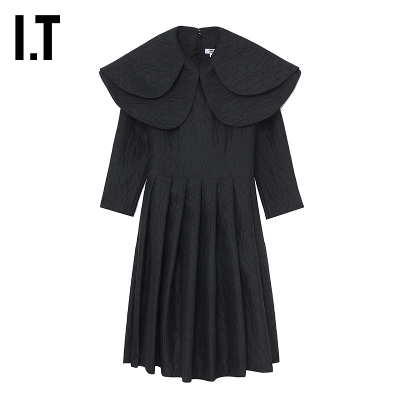 IT女装叠层翻领连衣裙