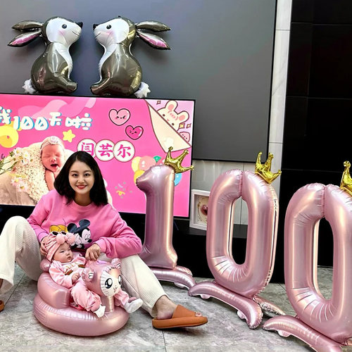 龙宝宝百天家里家庭场景拍照道具