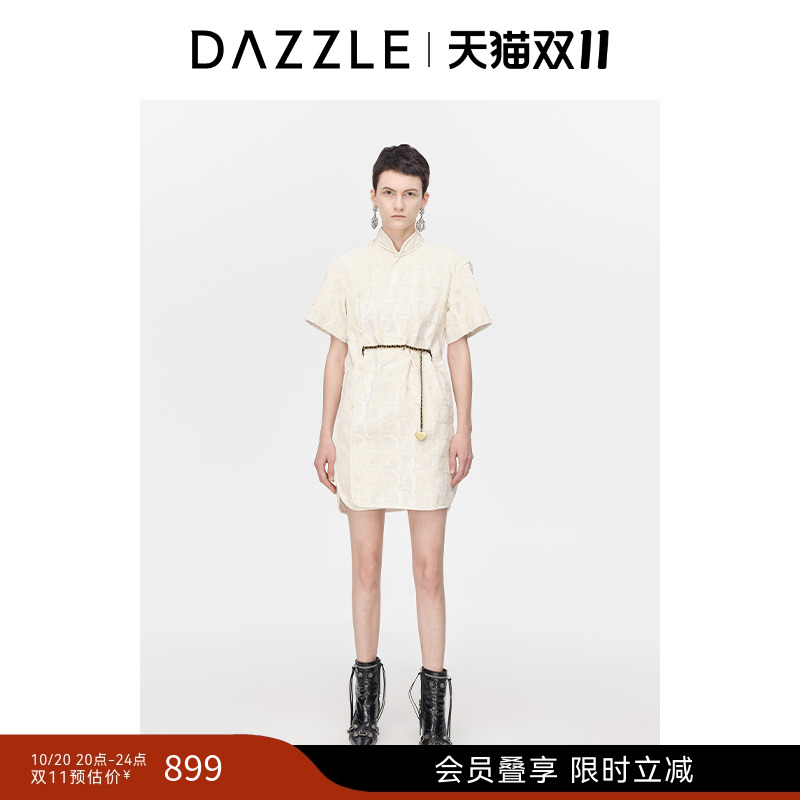 DAZZLE复古刺绣旗袍地素魔方