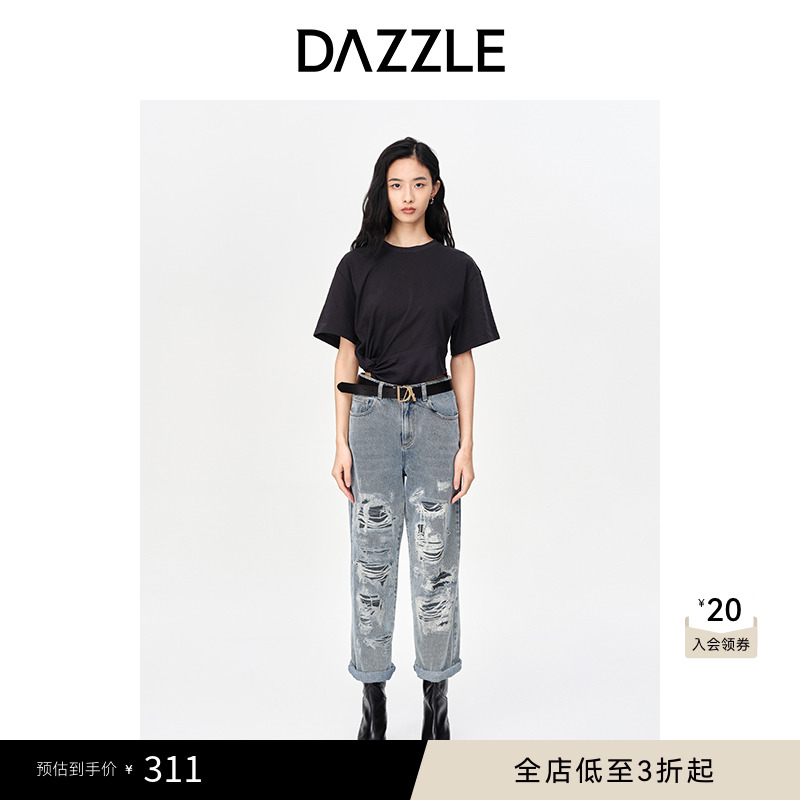假破洞设计 显瘦裤型 做旧水洗