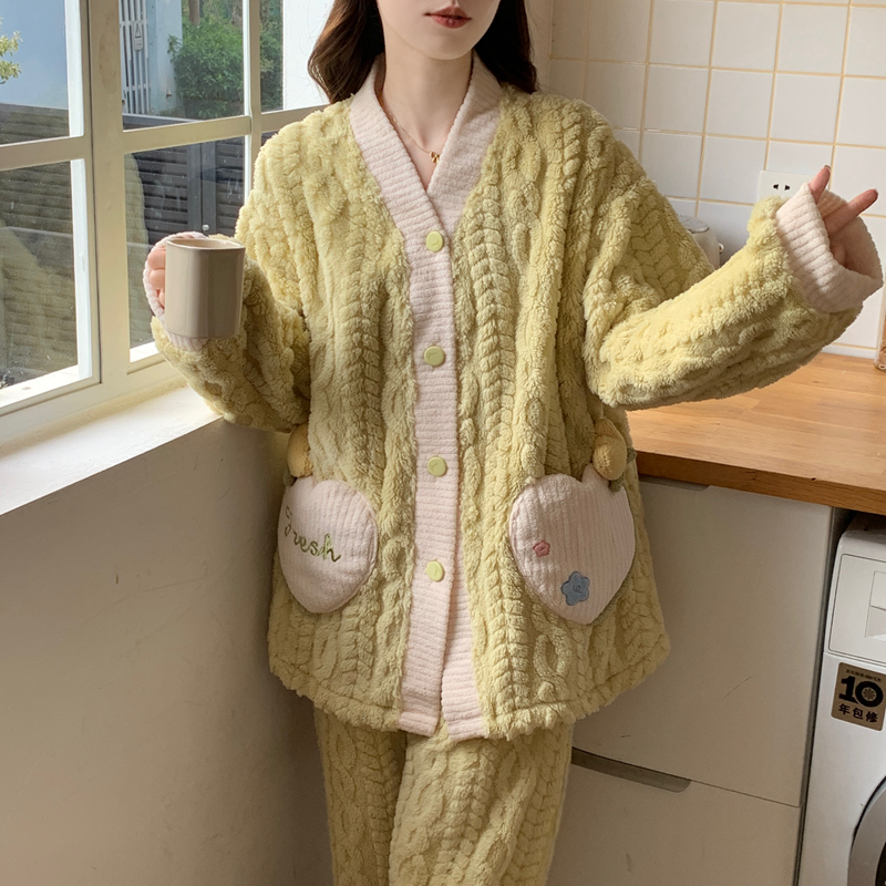 麦淑茵加厚珊瑚绒睡衣女款