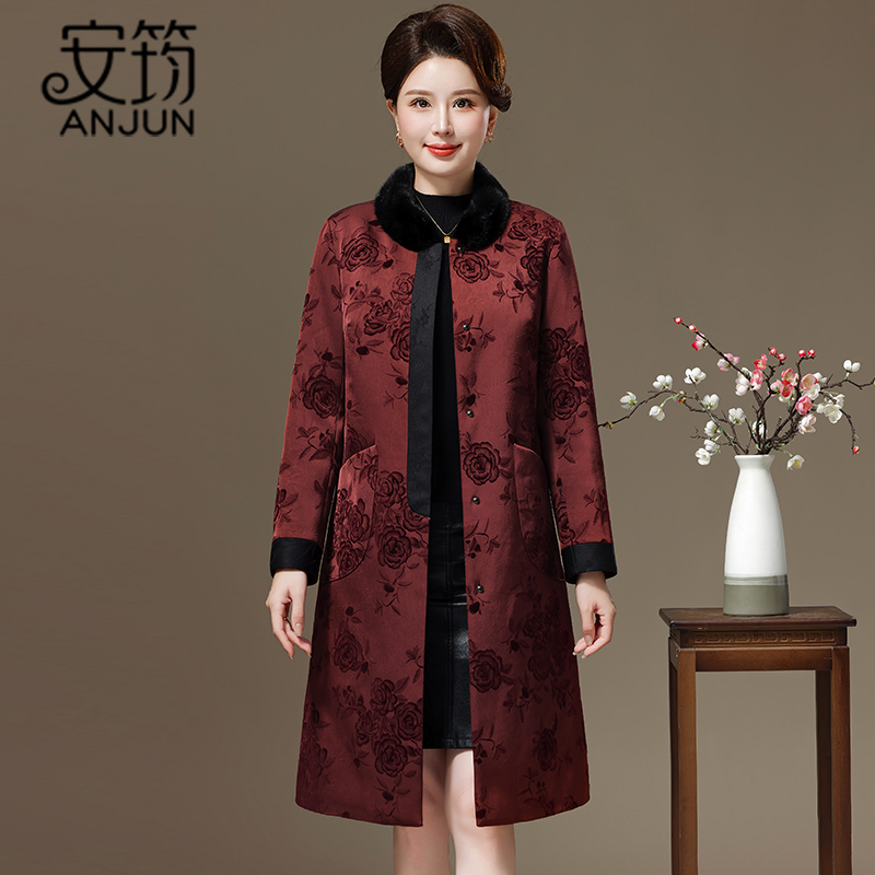 新款妈妈鹅绒服中长款水貂毛领