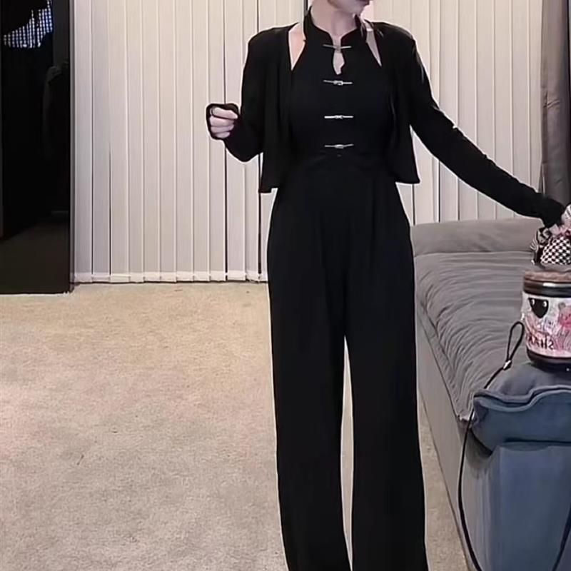 新中式套装女2025新款春季国风镂空挂脖背心长袖上衣休闲三件套潮