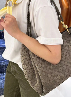 B家头层牛皮编织真皮女包麂皮绒手提降落伞包腋下磨砂皮托特大包