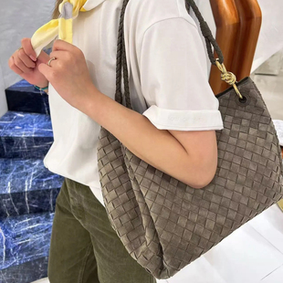 B家头层牛皮编织真皮女包麂皮绒手提降落伞包腋下磨砂皮托特大包