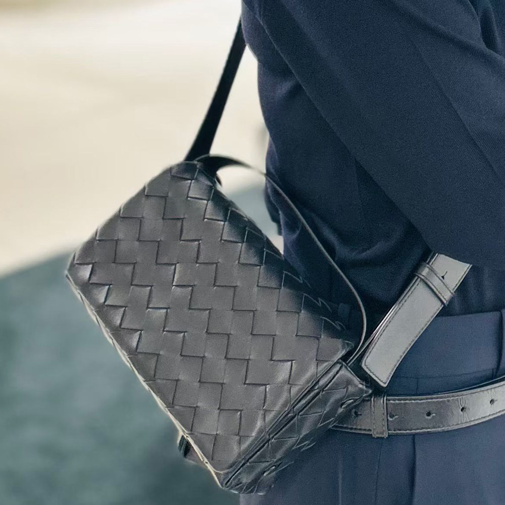 B家手工牛皮编织真皮女包intrecciato mini手提包翻盖豆腐手机包