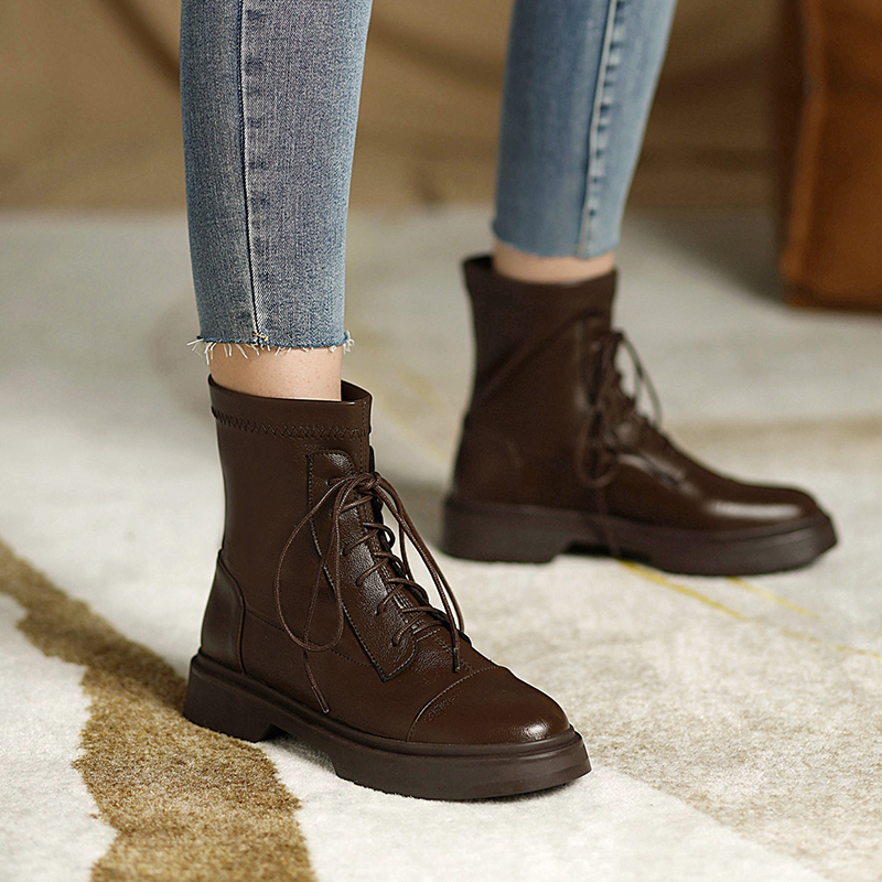 大码41—43系带厚底马丁靴