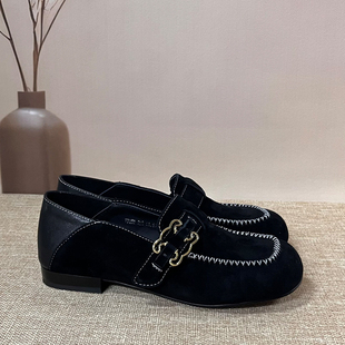 巨舒服 女鞋 羊反绒皮带扣乐福鞋 大码 黑色圆头一脚蹬单鞋 Dale黛迩