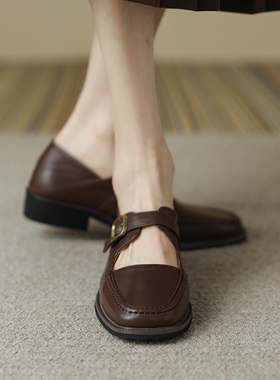 小码女鞋313233方头粗跟小众一脚蹬乐福鞋复古平底扣带单鞋女大码