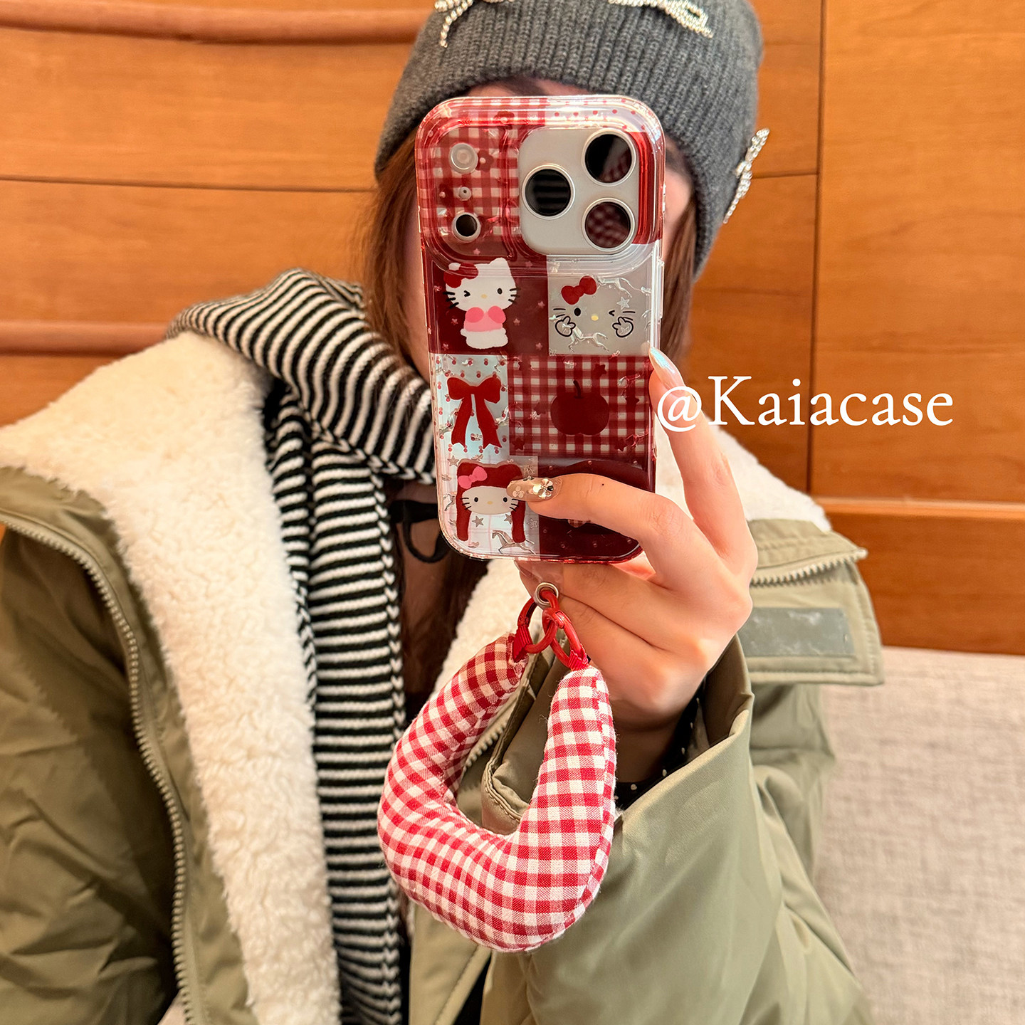 kaia 新年拼接红格纹卡通哈喽kt适用苹果17promax手机壳iphone16pro新款17女14pro棉腕带15pro双层防摔手机套,3C数码配件,手机保护套/壳,淘宝优惠券,粉丝福利购,淘宝优惠卷