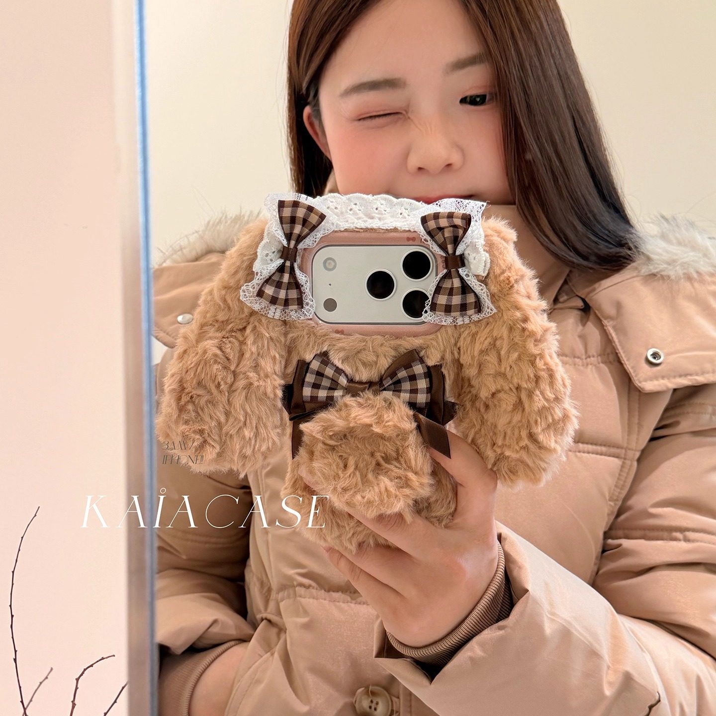 kaia秋冬ins棕格纹毛绒蕾丝兔耳朵适用苹果17promax手