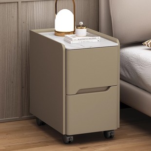 带滚轮可移动实木迷你小型床头柜皮质卧室边柜简约现代超窄储物柜