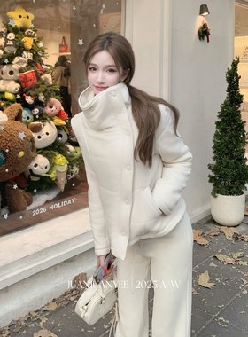 juanjuanyee【R0绒包】双层保暖设计感德绒棉服不规则高领外套