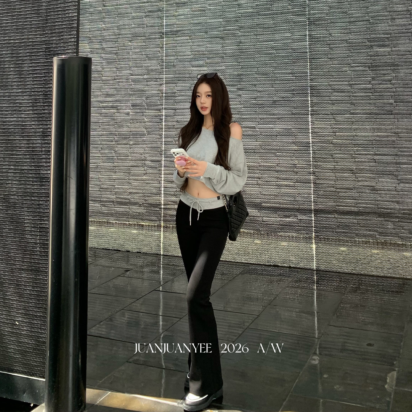 meng via 【早秋刚需】松弛感穿搭套装女长袖T恤微喇休闲裤两件套