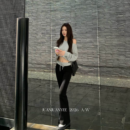 meng via 【早秋刚需】松弛感穿搭套装女长袖T恤微喇休闲裤两件套