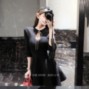 juanjuanyee 绑带镂空连衣裙女气质千金风性感针织小黑裙 奥黛