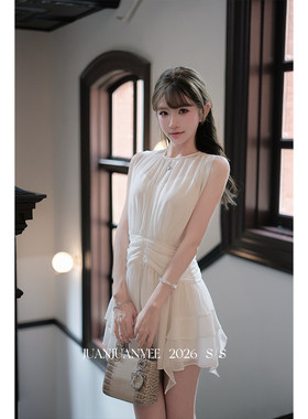 juanjuanyee【恋综女嘉宾】浪漫初恋纯欲yb定制无袖仙女风连衣裙