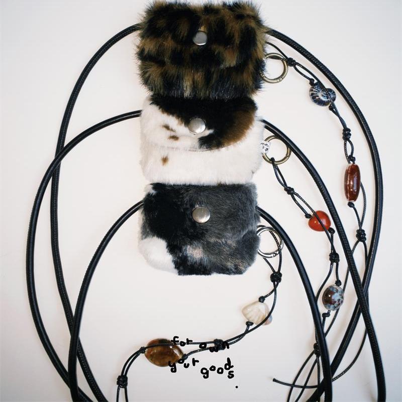 【FYOGS】手工环保皮草耳机包可调节挂脖斜挎两用装饰小包