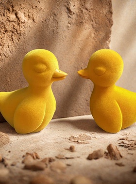 黄色小鸭子树脂装饰摆件家居动物造型乔迁送礼绒面高级可爱萌宠