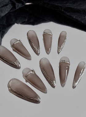暮色茫|风靡inside美甲系列灰色晕染手工穿戴甲鎏金描边日常美甲