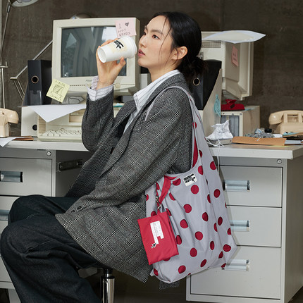 wishmore冲孔单肩包原创多功能百搭便携大容量波点手提包包包双面