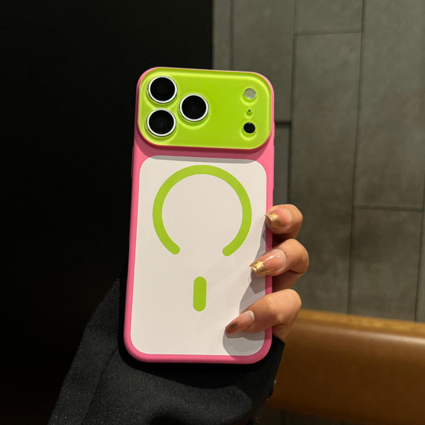 撞色磁吸iPhone手机壳全包视窗