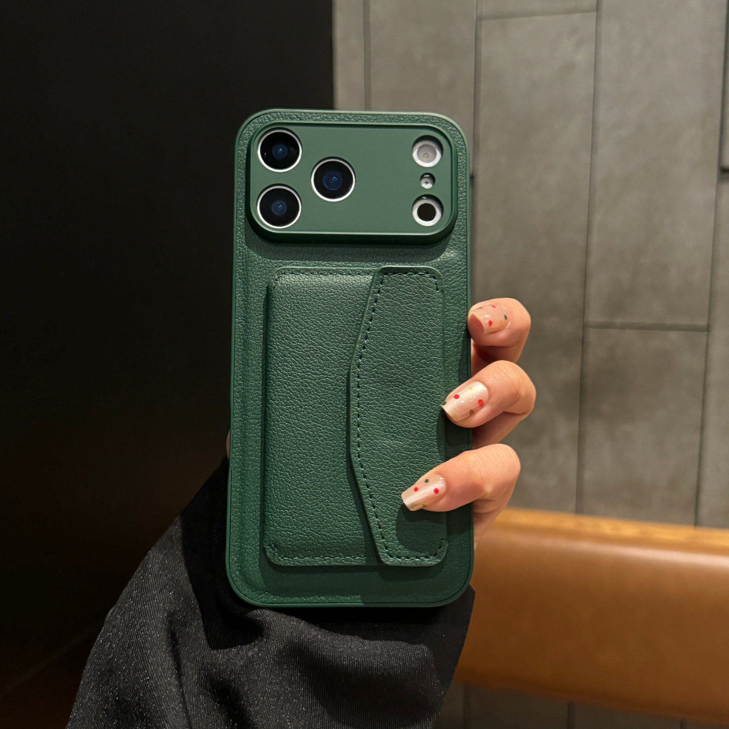 墨绿卡套一体iPhone手机壳门禁卡