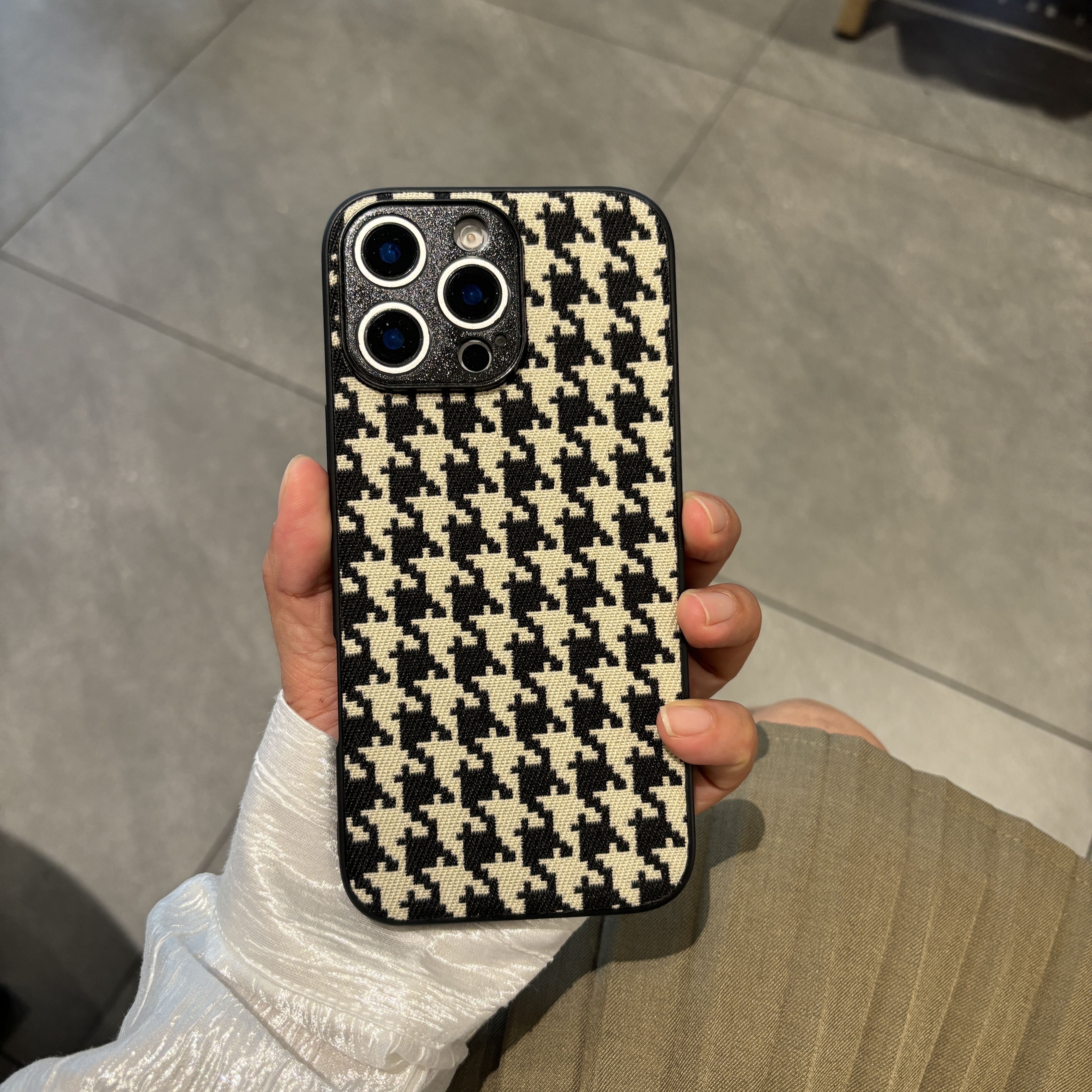 新款千鸟格适合苹果16promax