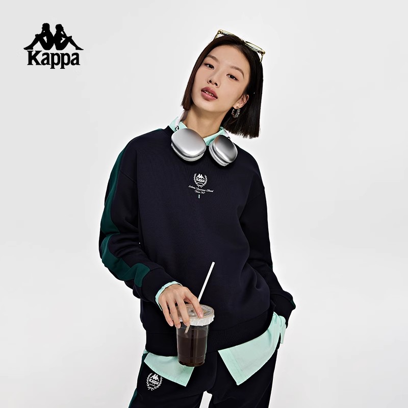 字母印花 撞色拼接 基础版型