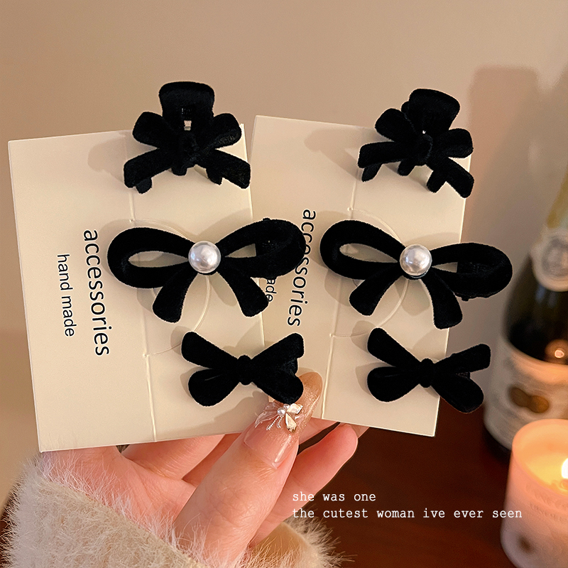 法式复古黑丝绒蝴蝶结夹子头饰