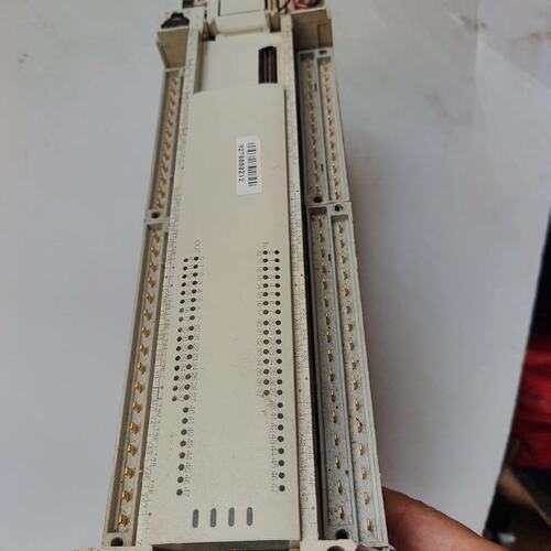 议价PLC Fx2n一80mr，成色很好，几乎没怎么用过可维修