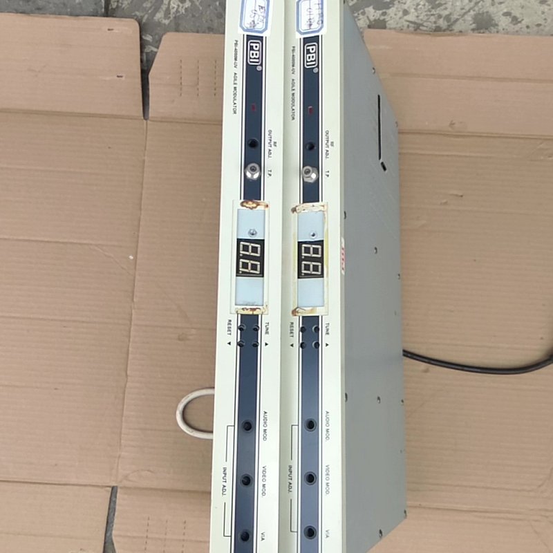 议价PBI,PBI捷变邻频调制连接器