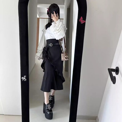 【迷失夜】清楚系量产系蕾系蝴蝶结蕾丝露肩毛衣三团现货掉落