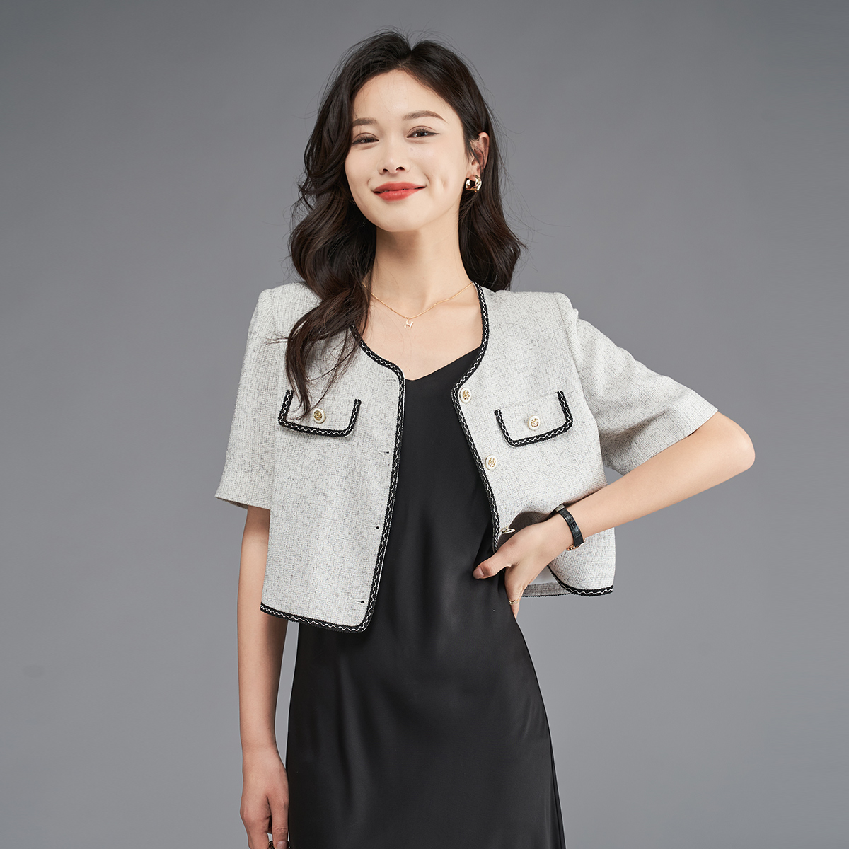娅丽达短袖小香风外套女
