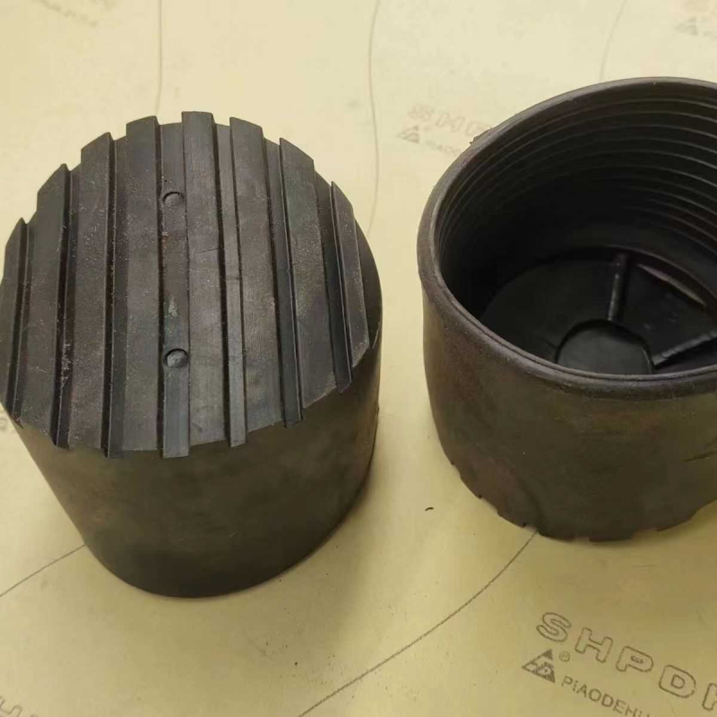 铝合金伸缩竹节梯直梯升降家用梯配件塑胶防滑人字梯脚垫圆形脚套