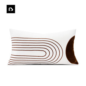 柏洛斯家居现代简约白色刺绣棕色样板房客厅卧室沙发腰枕抱枕靠垫