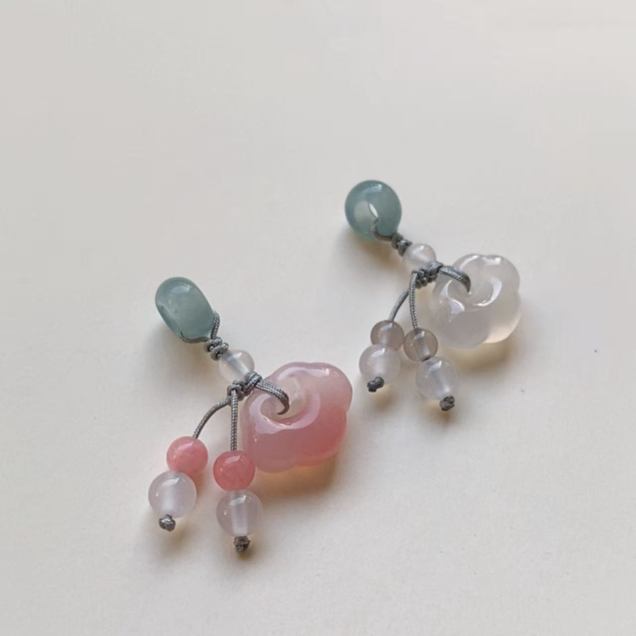 天然和田玉如意小吊坠