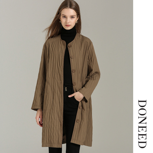 DONEED春秋款极简风圆领廓形感落肩显瘦条纹加棉保暖棉风衣外套女