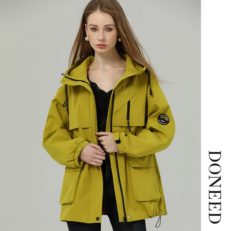 DONEED2025春款时尚休闲户外派克服酷帅机能抽绳连帽夹克外套女