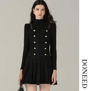 DONEED春新款气质减龄轻奢小香风半高领吊带连衣裙两件套装女