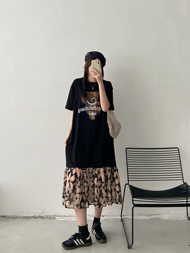 纸片人短袖t恤长裙女2026夏季新款大码宽松拼接碎花雪纺连衣裙子