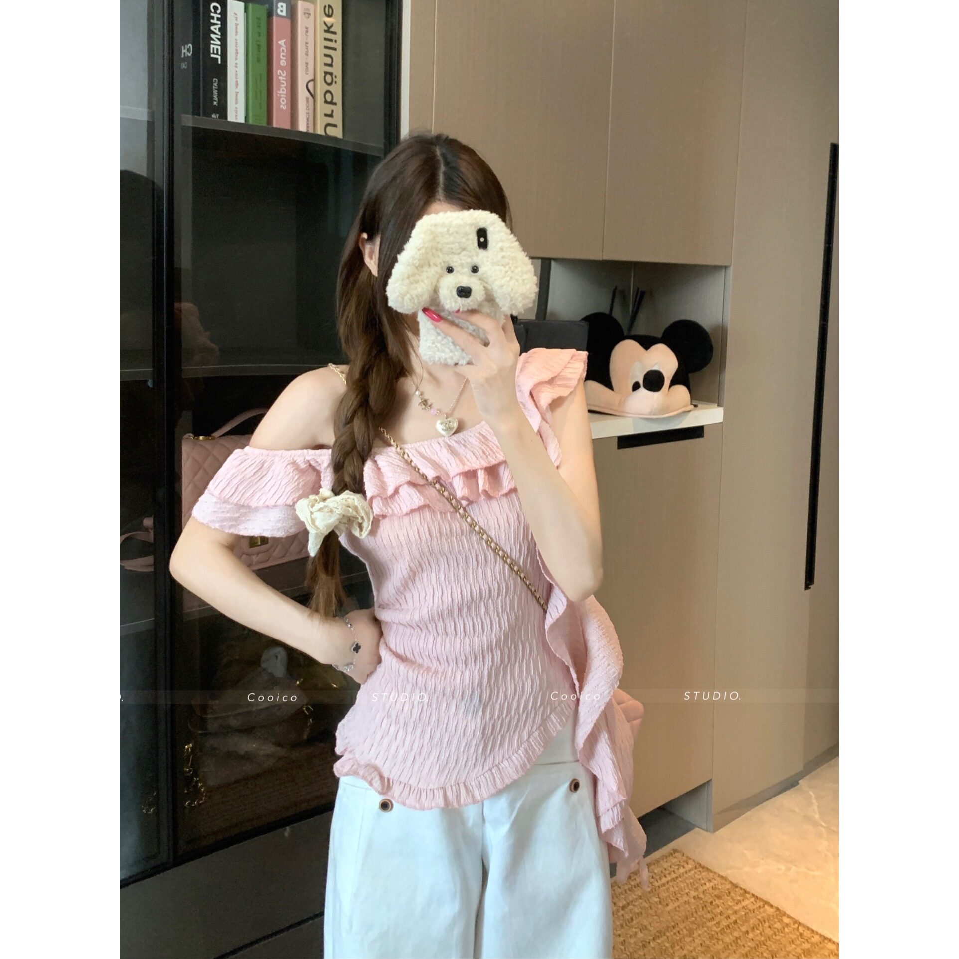 粉色一字肩针织T恤女装夏季荷叶边不规则设计感绝美短款上衣